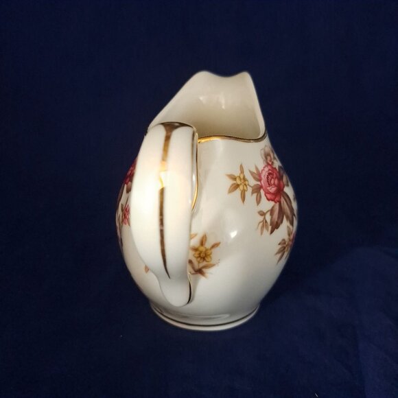 Vintage Norleans China Creamer Floral Pattern With Gold Trim - Picture 2 of 14